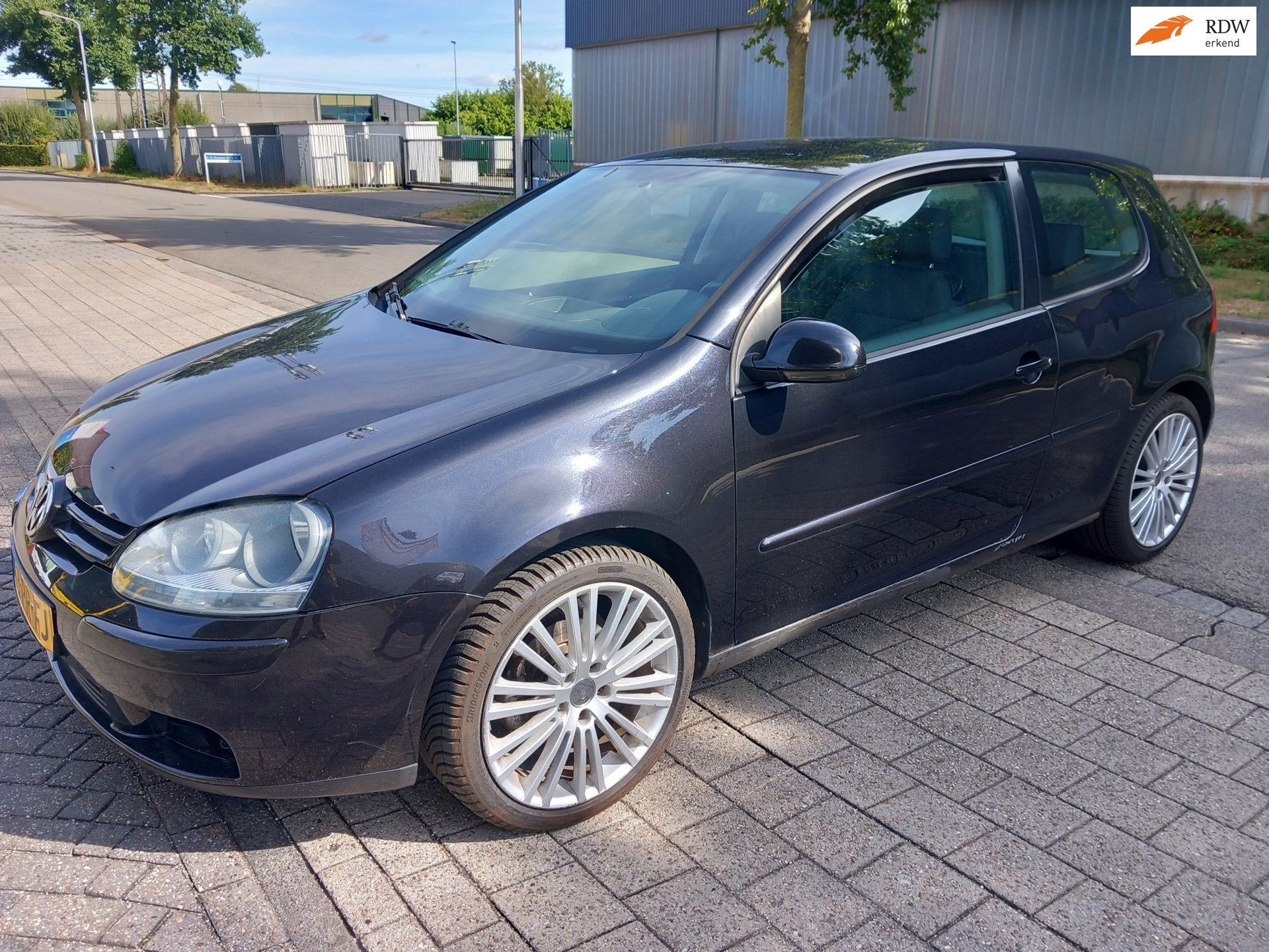 Volkswagen Golf 1.6 FSI Sportline, Apk, Nap, Goed rijdend In, Auto's, Voorwielaandrijving, Gebruikt, Zwart, 4 cilinders