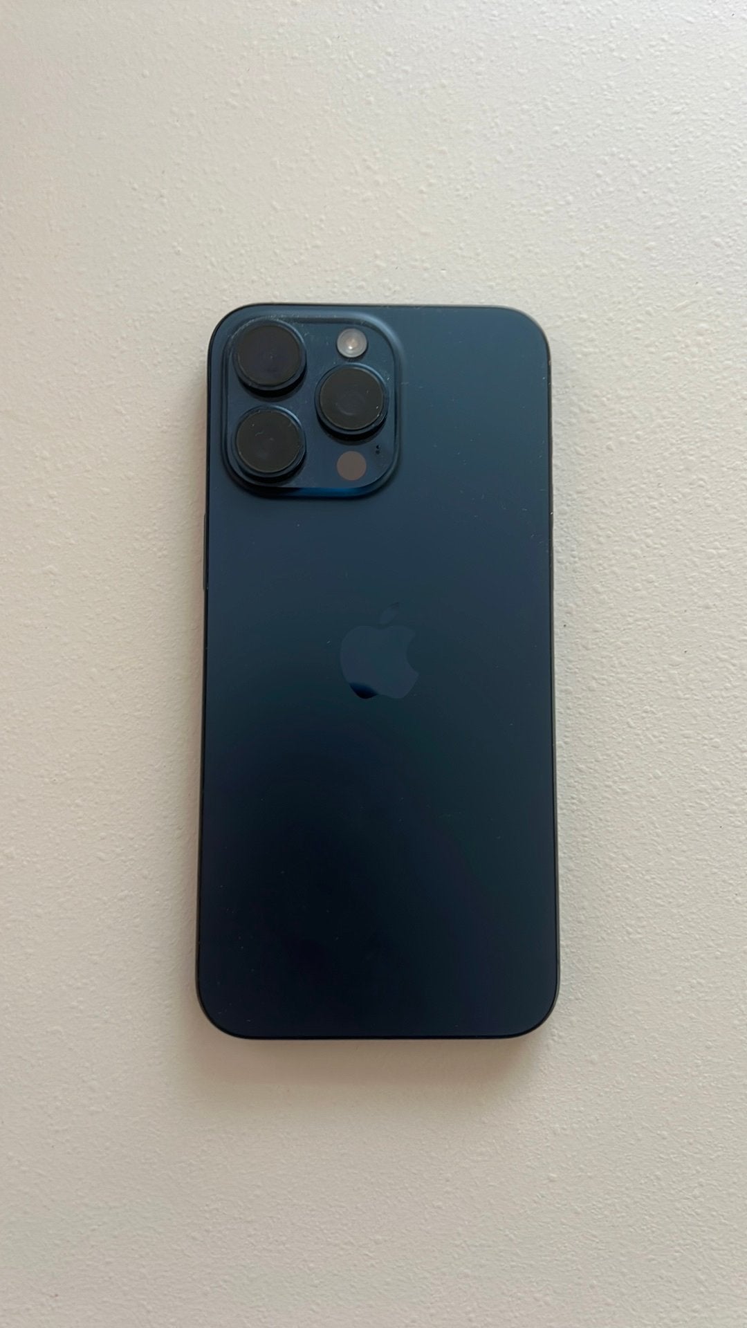 Apple iPhone 15 Pro Max In Blue Titanium 256 GB, Telecommunicatie, Mobiele telefoons | Apple iPhone, 256 GB, Gebruikt, Blauw, IPhone 15 Pro Max