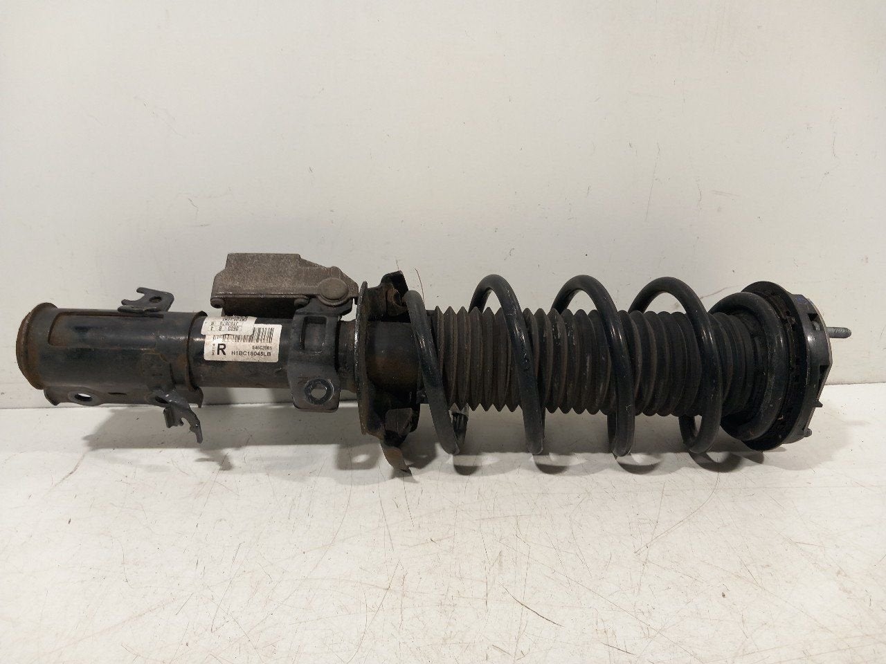 Veerpoot rechts voor Ford Fiesta, Onderdelen@venauto.nl, Van der Ven Autorecycling B.V., Gebruikt, Ettenseweg 76, 4706 PB Roosendaal, The Netherlands