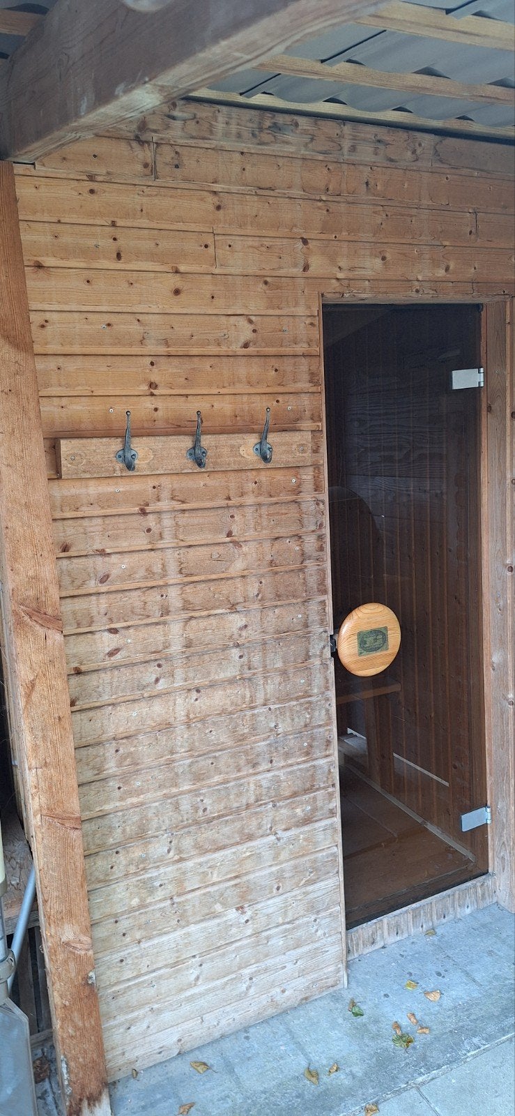 Complete 2 persoons Finse Sauna met Tylö Compact 2/4 Kachel, Ophalen, Gebruikt, Fins of Traditioneel, Complete sauna