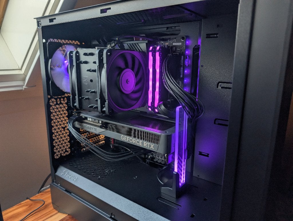 Gaming PC: RTX5060/i7/32gb, Computers en Software, Ophalen, 32 GB, Zelf gebouwde pc, Zo goed als nieuw