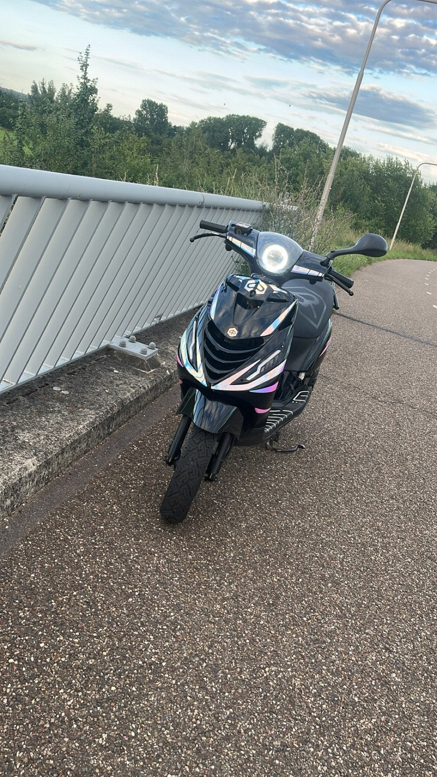 Zip 50cc 4t iget 3v (ruilen mag ook), Ophalen, Maximaal 45 km/u, Zip, Zo goed als nieuw