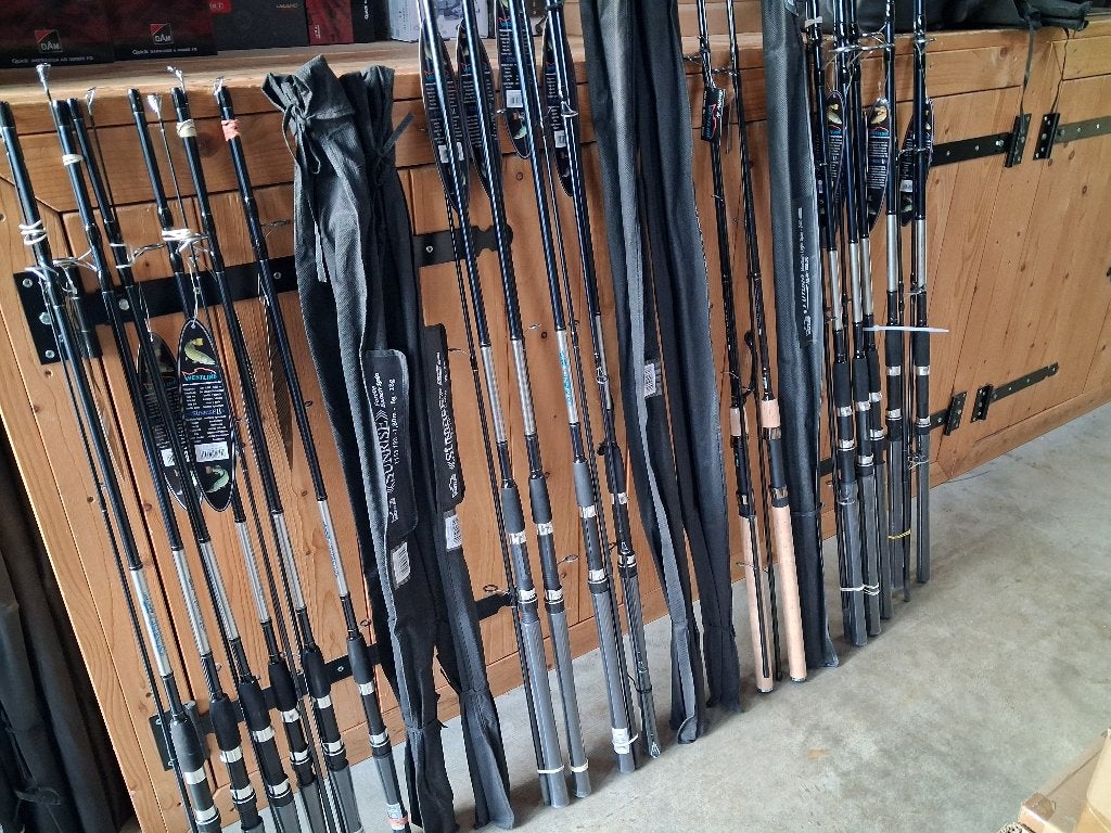 Partij Spin/Pilk hengels (Westline) alles nieuw!