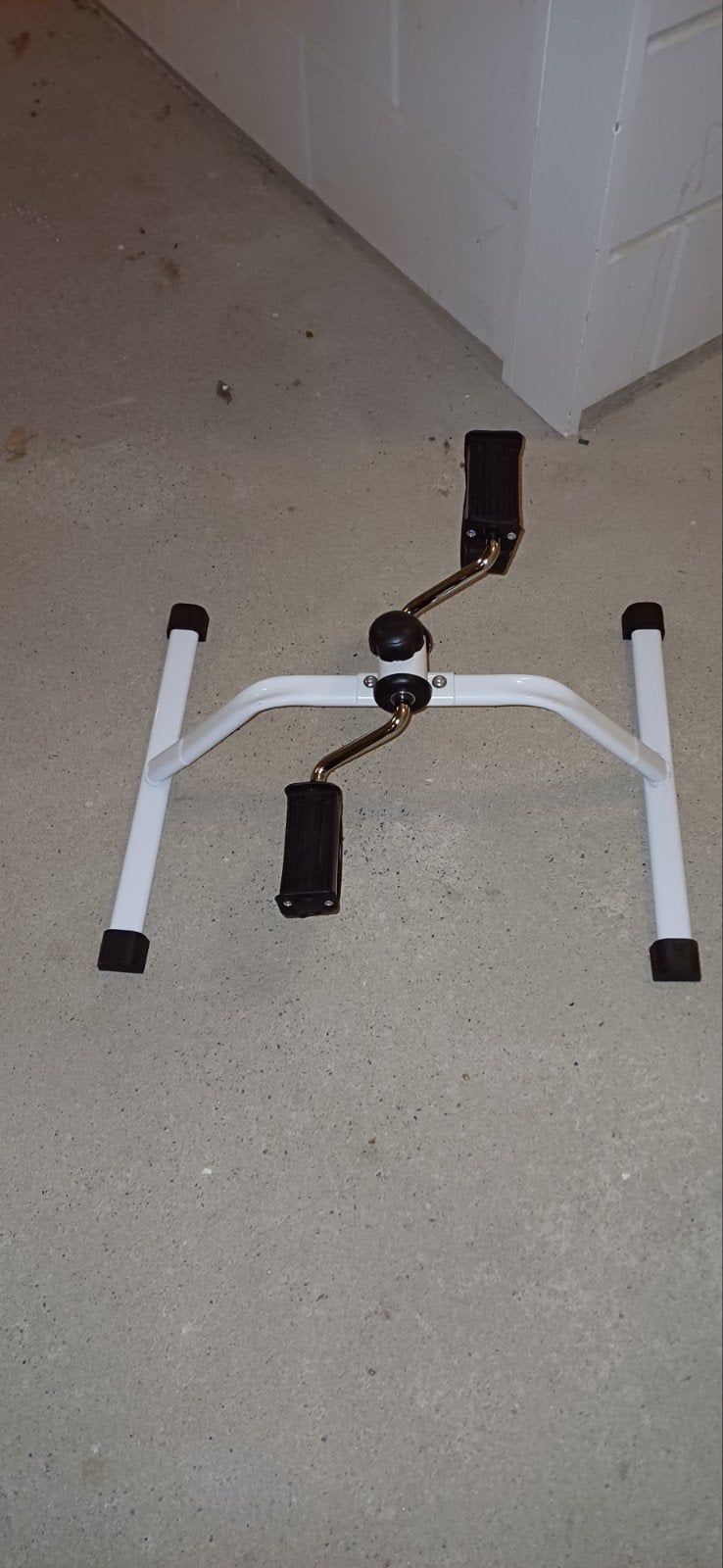 Compacte Stoelfiets - Ideaal voor Thuisoefeningen, Sport en Fitness, Fitnessapparatuur, Ophalen, Gebruikt, Metaal, Stoelfiets