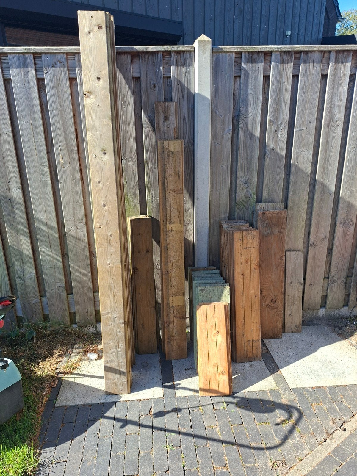 Reststukken tuinhout - gratis af te halen, Tuin en Terras, Schuttingen, Ophalen, Hout, Minder dan 3 meter, 1 tot 2 meter