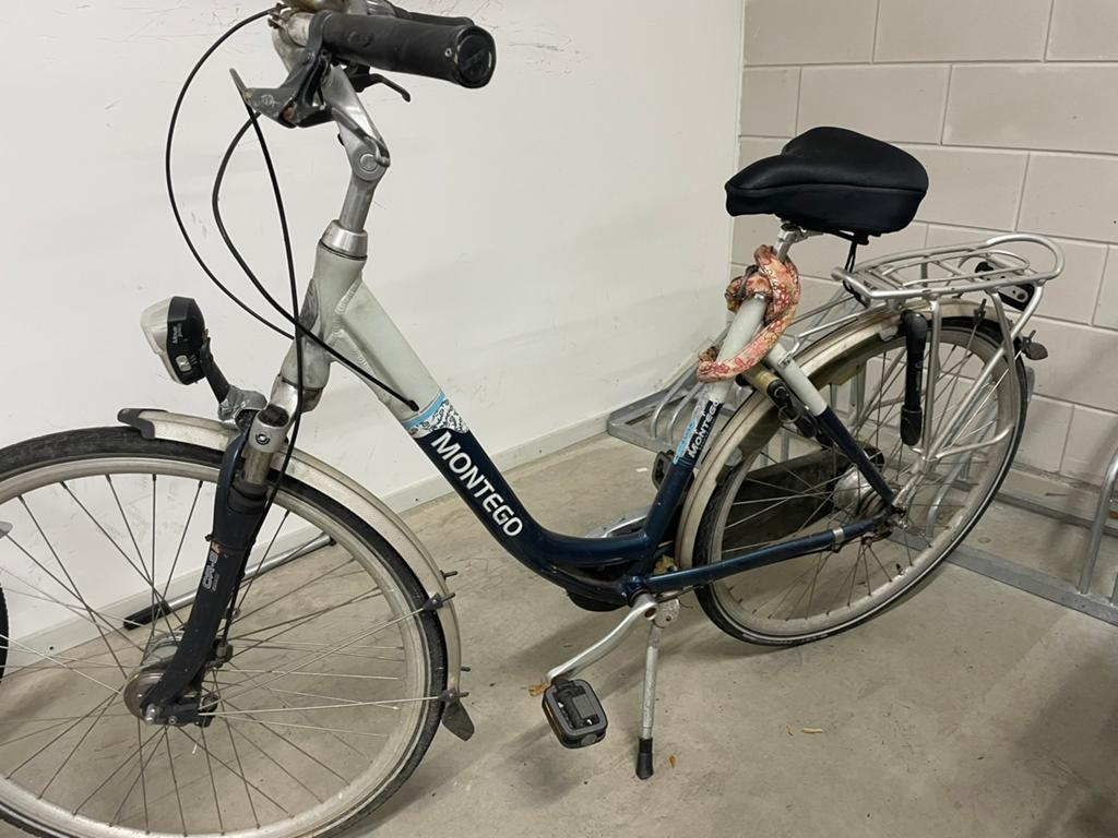 Moet weg: Montego damesfiets 7 versnellingen, Ophalen, Gebruikt, Overige merken, Versnellingen