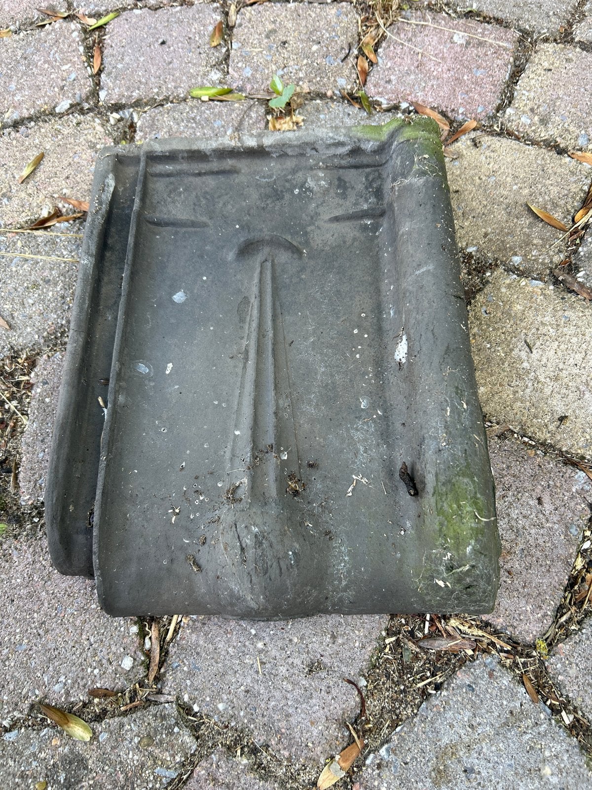 Oude dakpannen zwart, Doe-het-zelf en Verbouw, Ophalen, Gebruikt, Steen of Klei, 15 m² of meer