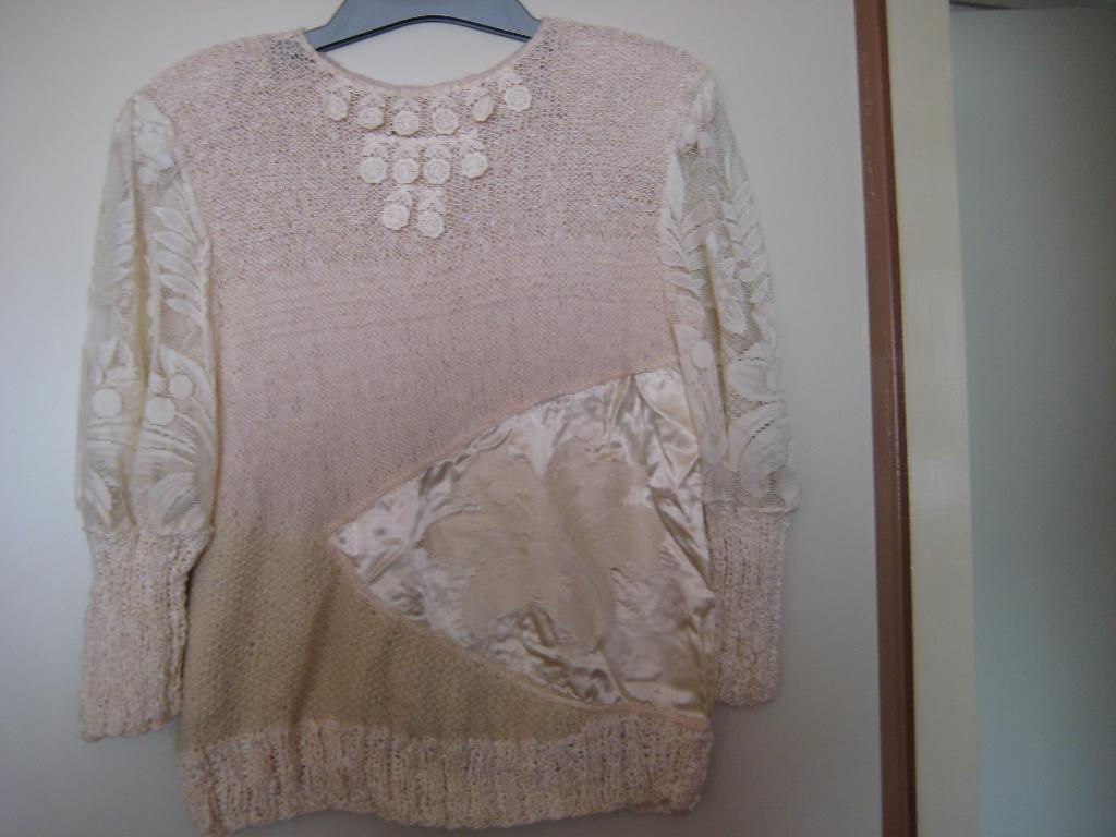 Handgebreide beige trui, 42/44, nieuw, Ophalen of Verzenden, Nieuw, Maat 42/44 (L), Beige