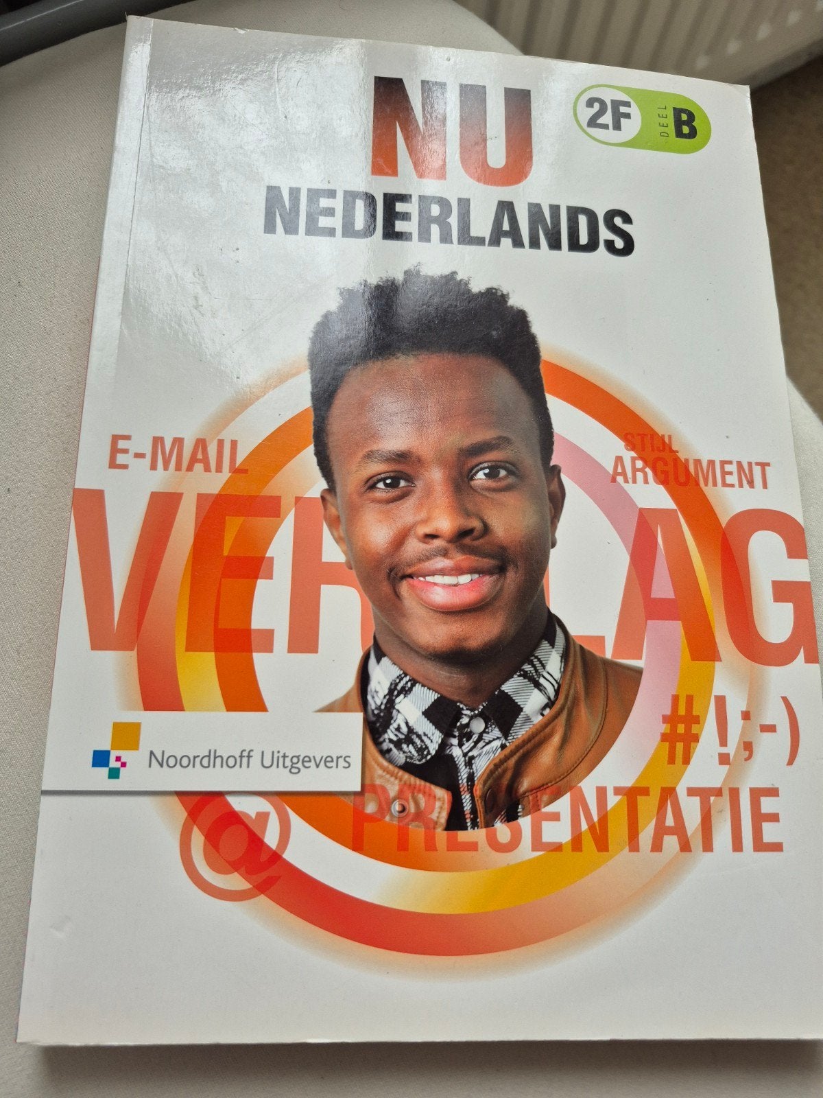 Nu Nederlands 2F B - Noordhoff Uitgevers, Boeken, Ophalen of Verzenden, Alpha, Zo goed als nieuw, MBO