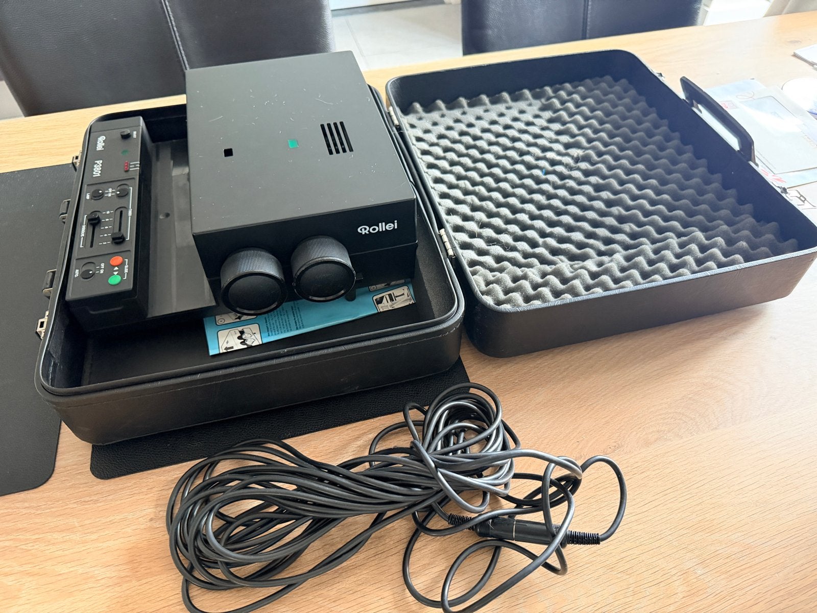 Rollei P3801 P3801R Diaprojector met afstandsbediening, Ophalen, Zo goed als nieuw