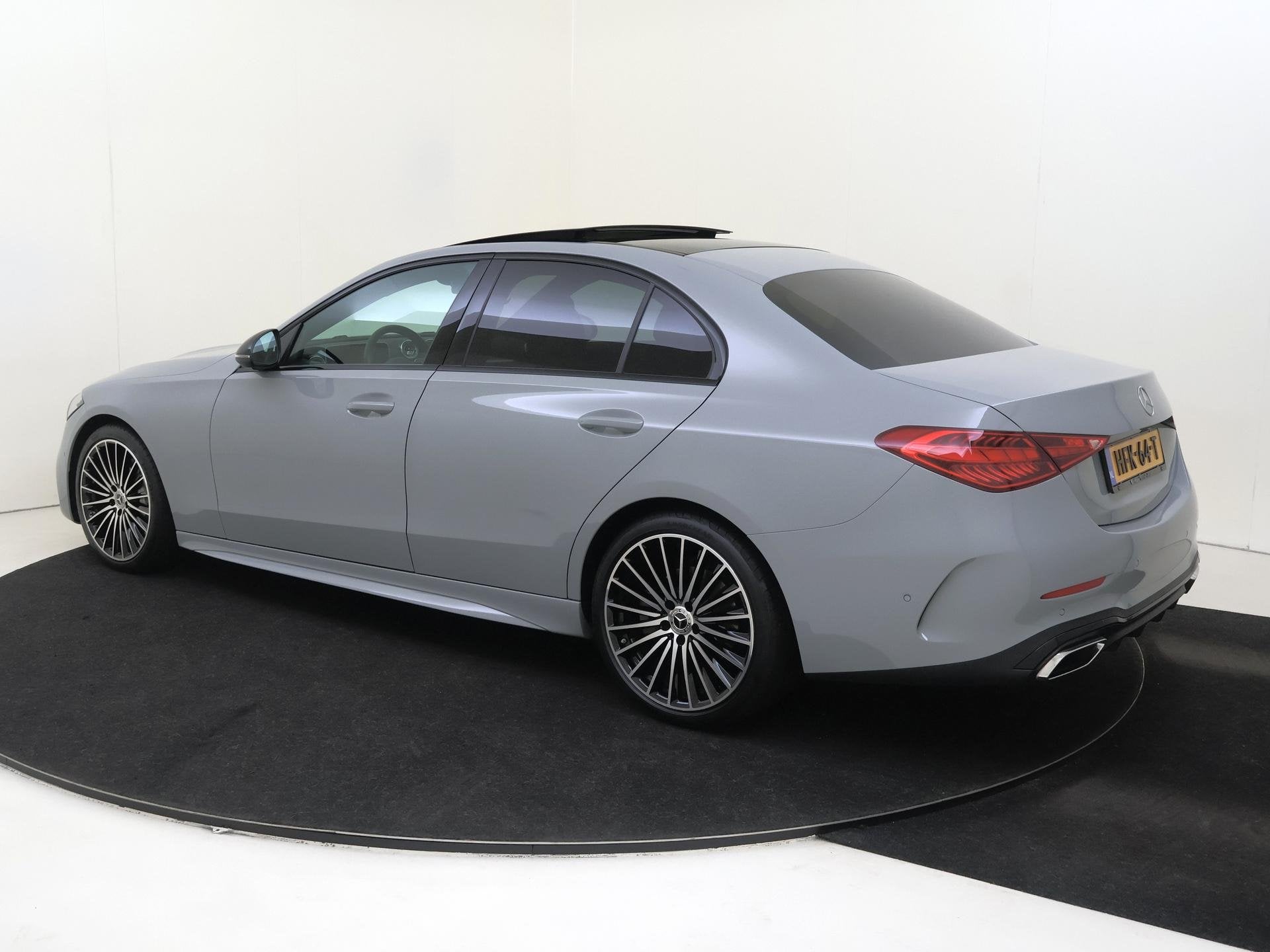 Mercedes-Benz C-klasse 180 Star Edition / Panoramadak / Nigh, Auto's, Mercedes-Benz, Automaat, Achterwielaandrijving, Leder en Stof