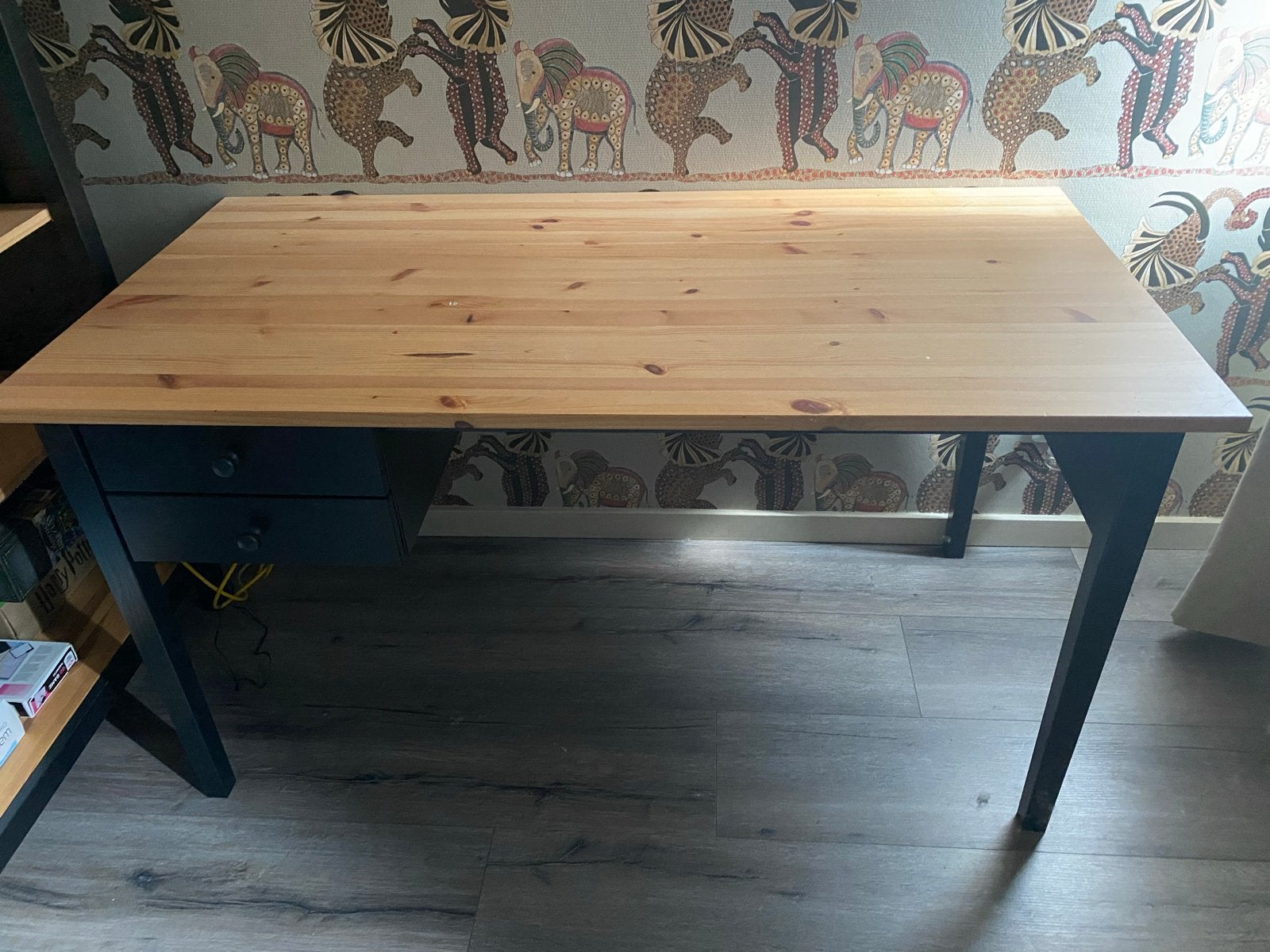 IKEA houten bureau met lades - Zo goed als nieuw, Ophalen, Bruin, Zo goed als nieuw, IKEA