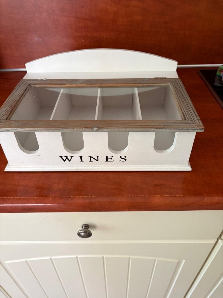 wijnbak wijnopslag wijndoos wijnrek wit met glas, Gebruikt, Ophalen of Verzenden, Minder dan 5 flessen, 5 – 50