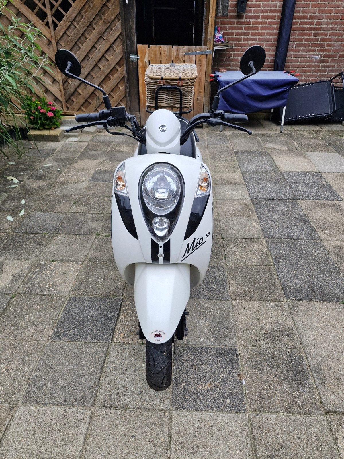 Sym mio 50, Zo goed als nieuw, Benzine, Maximaal 25 km/u, Ophalen
