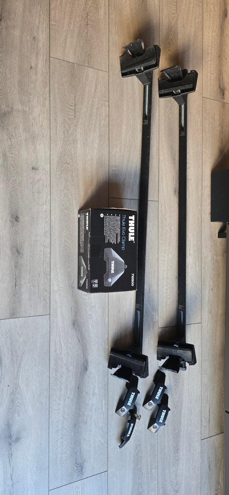 Thule Evo Clamp dakdragerset met stangen, Auto diversen, Dakdragers, Ophalen of Verzenden, Zo goed als nieuw