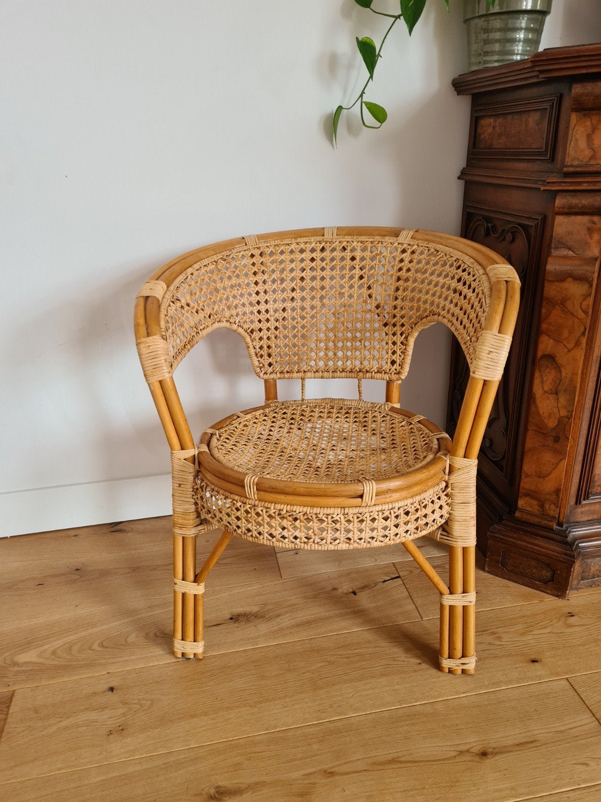 Vintage rotan/webbing stoel, Huis en Inrichting, Ophalen, Gebruikt, Bruin, Riet of Rotan