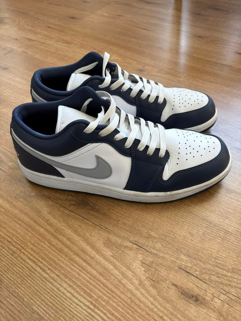 Nike jorden 1 low, Ophalen of Verzenden, Zo goed als nieuw, Zwart