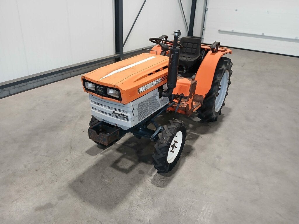 Kubota B 1600, Kubota Hol, Kbt_g.eu_market_surveillance@kubota.com, Hoofdweg Oostzijde 1264
2153 LR  Nieuw-Vennep, NL, Overige typen