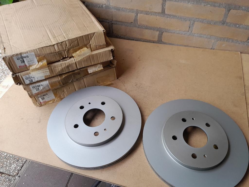 SET REMSCHIJVEN -  Nieuw & Origineel - DAIHATSU TERIOS II, Verzenden, Nieuw, Daihatsu