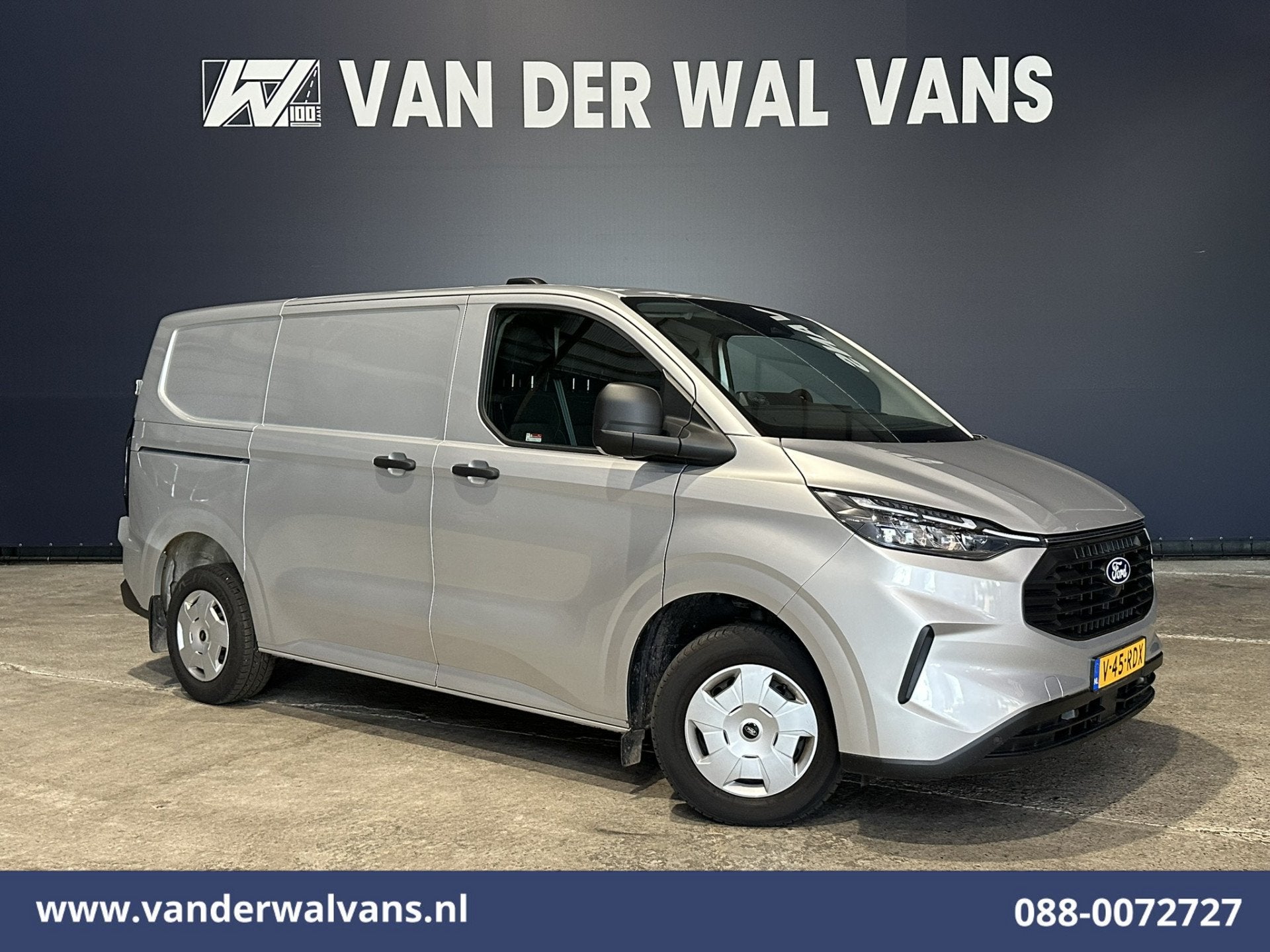 Ford Transit Custom 2.0 TDCI 136pk L1H1 Euro6 Airco | Naviga, Voorwielaandrijving, 4 cilinders, Bedrijf, 2590 kg