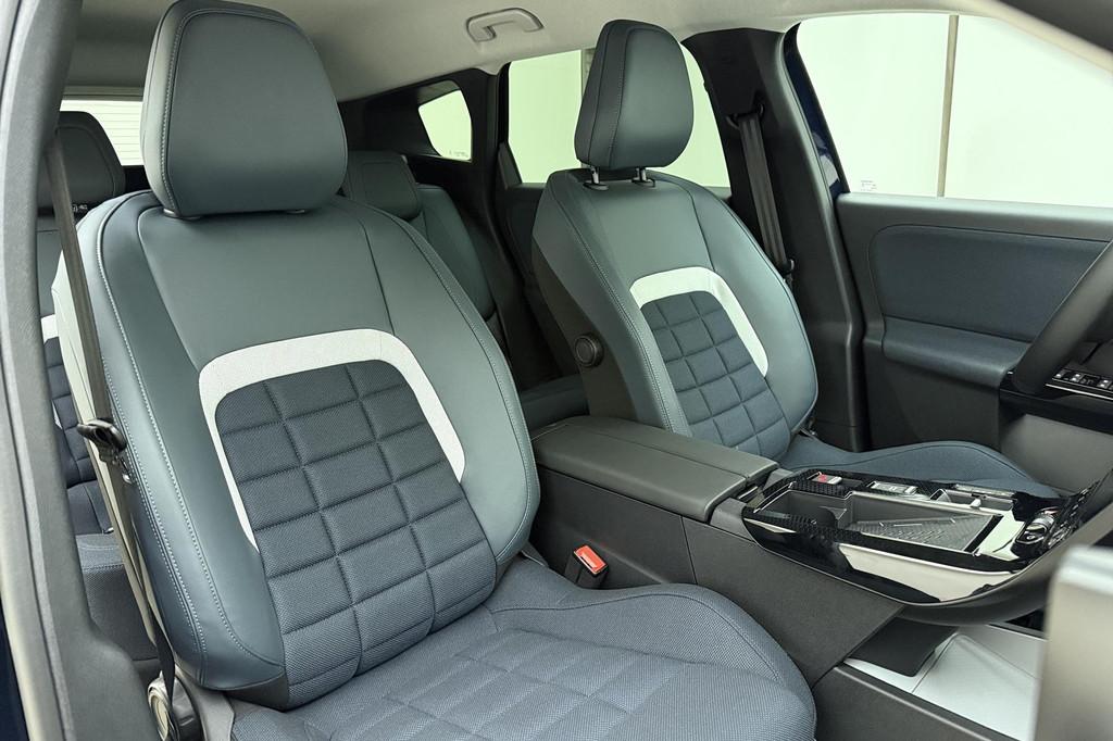 Citroen C5 Aircross 1.6 Plug-In Hybrid 195 Business | Draadl, 1849 kg, 4 cilinders, Leder en Stof, Bedrijf