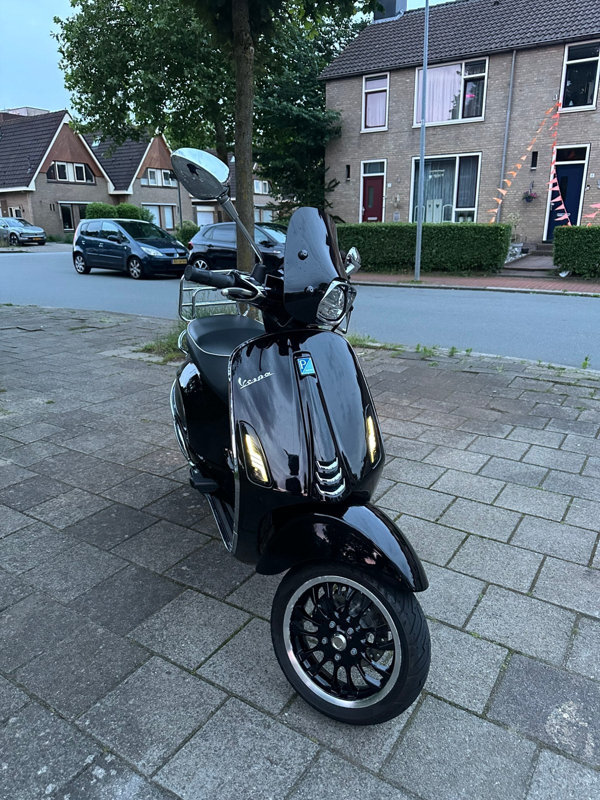 Vespa sprint - 2021 - 11500km - geel kenteken, Fietsen en Brommers, Ophalen, Maximaal 45 km/u, Vespa S, Zo goed als nieuw