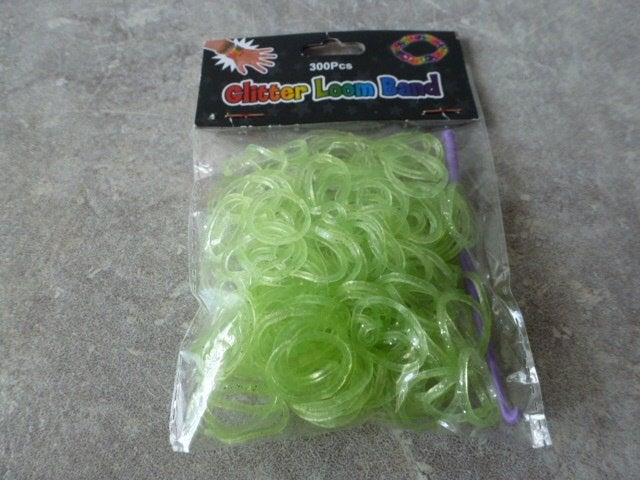 NIEUW 200 glitter groene loom bandjes 5 zakjes voor 9,00, Ophalen of Verzenden, Nieuw