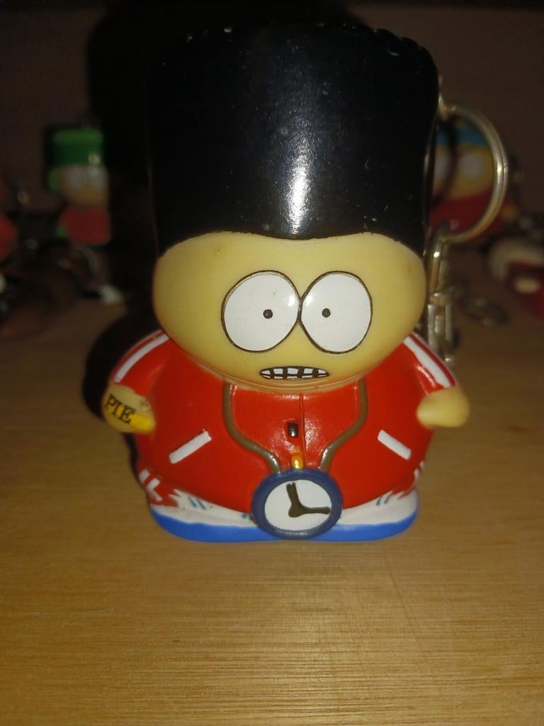SouthPark keychain sleutelhanger Eric Cartman NASCAR-outfit, Ophalen of Verzenden, Gebruikt