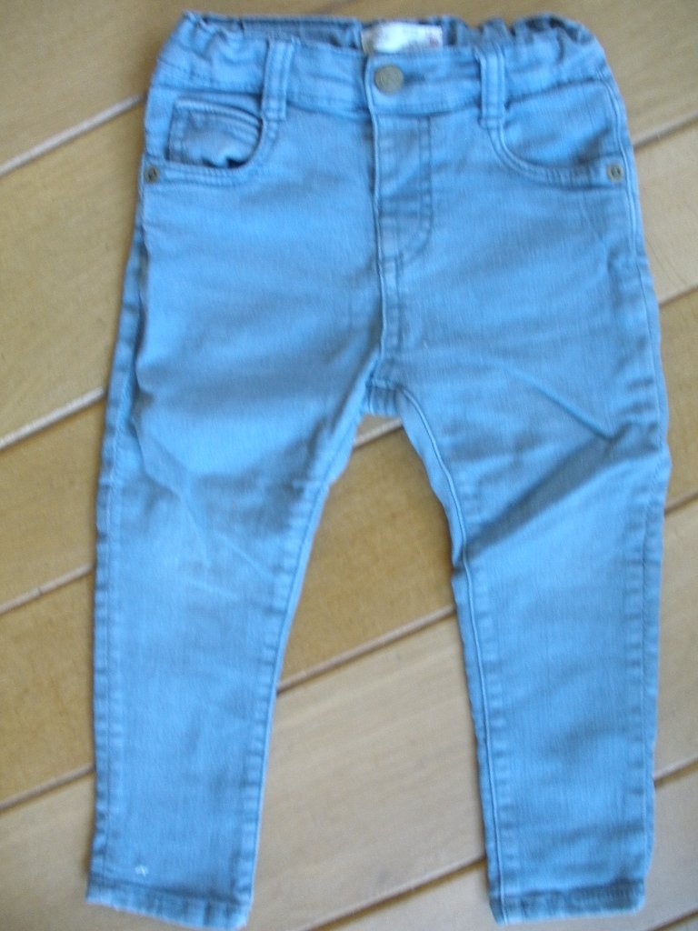ZARA BabyBoy spijkerbroek grijs maat 86 12/18 mnd. - nieuw -, Ophalen of Verzenden, Nieuw, Meisje, Broekje