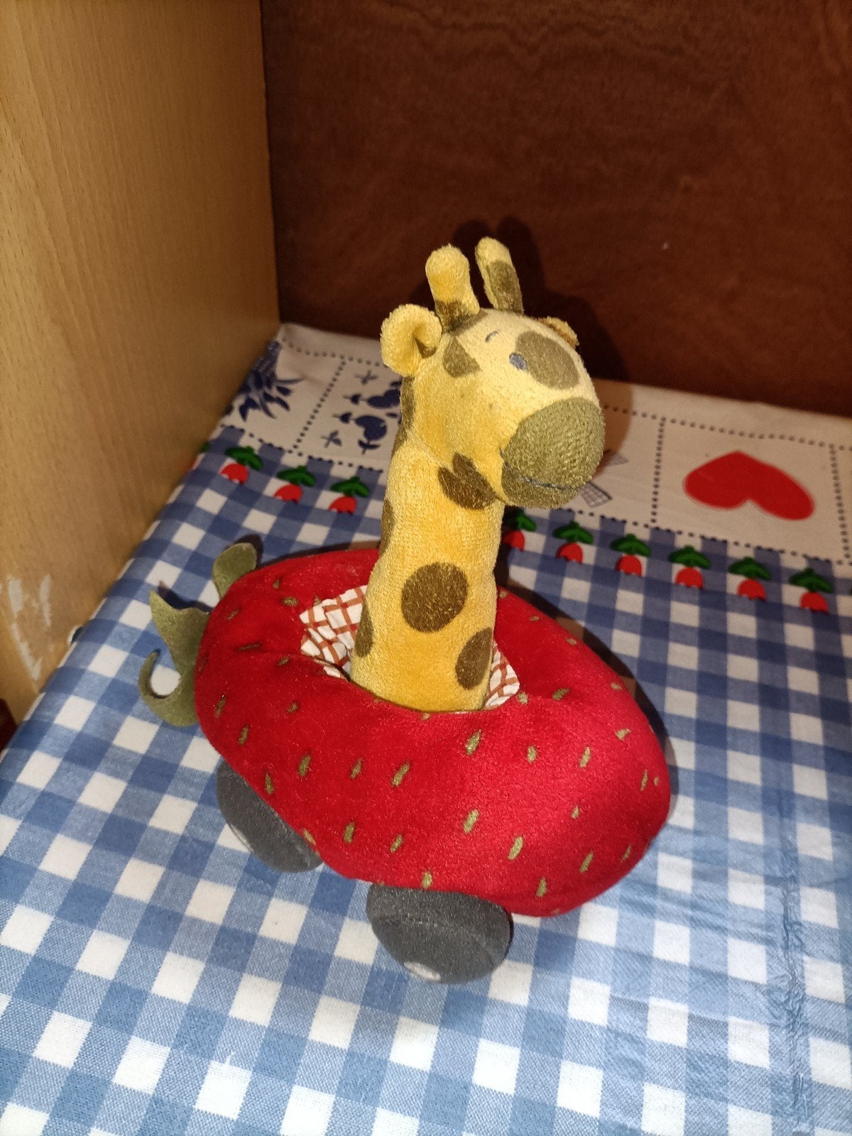 Ikea giraffe in auto knuffel 16 cm groot, Ophalen of Verzenden, Zo goed als nieuw, Overige typen