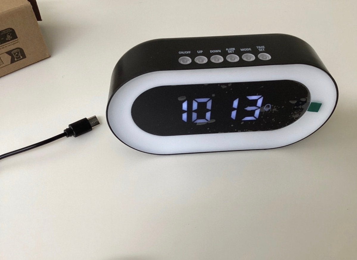 Digitale Wekker met Nachtlampje - Anker, Ophalen of Verzenden, Zo goed als nieuw, Digitaal