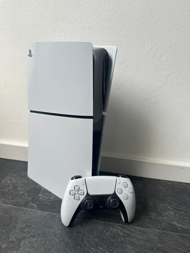 PlayStation 5 Digital Slim en controller, Ophalen, Zo goed als nieuw, Playstation 5 Digital