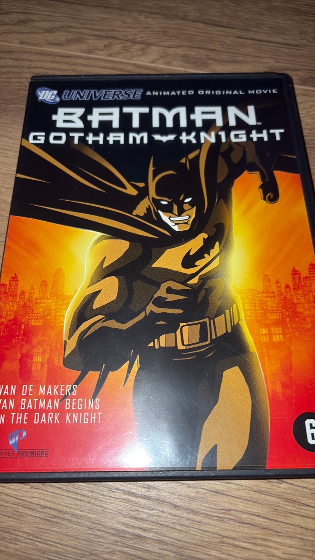 Batman: Gotham Knight van DC Universe op dvd., Vanaf 12 jaar, Ophalen of Verzenden, Zo goed als nieuw, Amerikaans