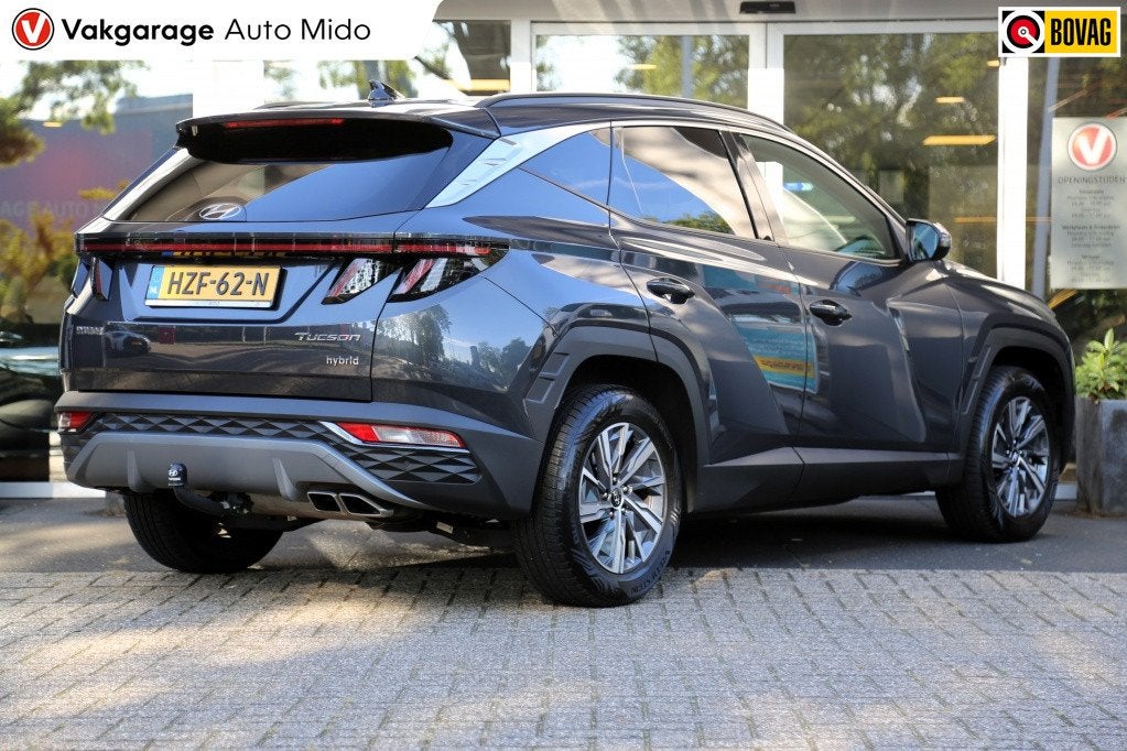 Hyundai Tucson 1.6 T-GDI HEV Comfort Smart (bj 2023), Gebruikt, 4 cilinders, 1650 kg, Origineel Nederlands