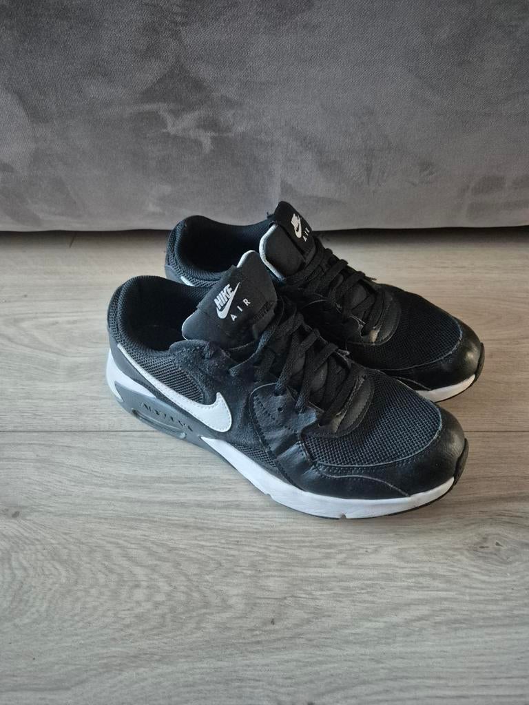 Nike air schoenen, Gebruikt, Jongen of Meisje, Schoenen, Ophalen of Verzenden
