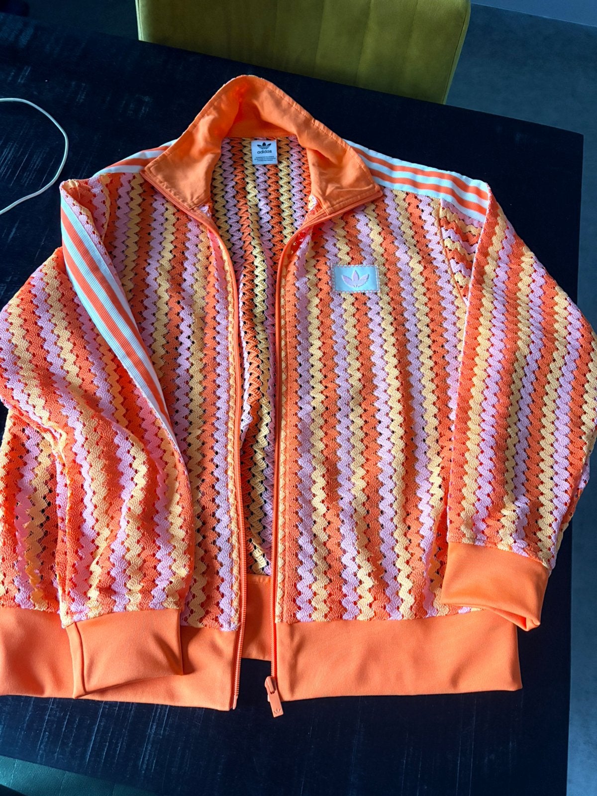 Adidasvest maat l, Ophalen of Verzenden, Nieuw