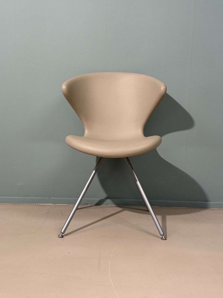 !Nieuw! - Tonon - Concept - Zand - eettafelstoel, Huis en Inrichting, Stoelen, Ophalen, Overige kleuren, Tonon, Info@eras-interieurs.nl