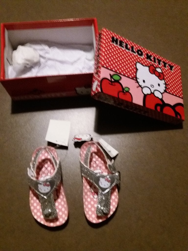 Sandaaltjes / open schoentjes (nieuw) Hello Kitty; maat 22, Kinderen en Baby's, Babykleding | Schoentjes en Sokjes, Schoentjes