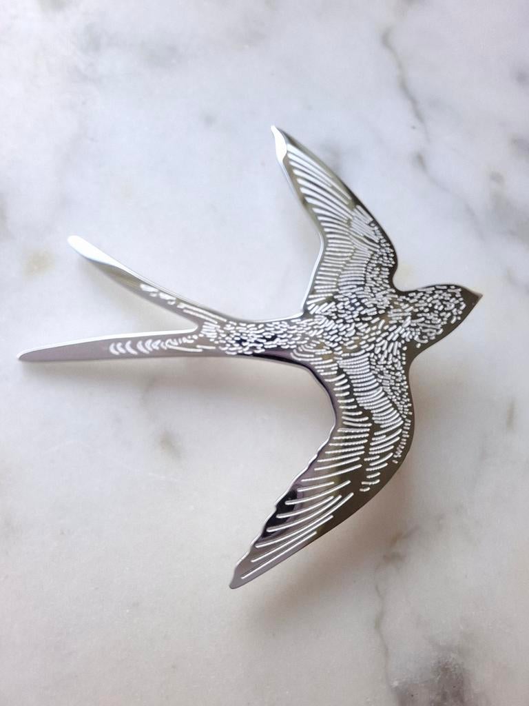Prachtige zwaluw broche, Verzenden, Nieuw, Zilver, Overige materialen