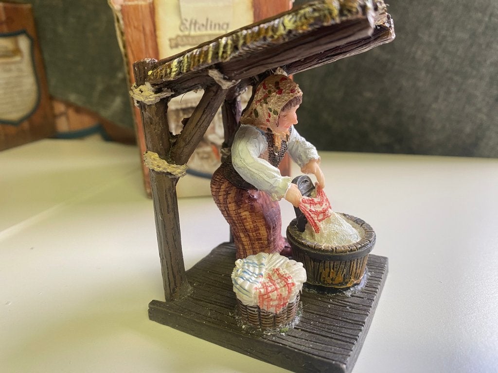 LuVille Efteling miniatuur Tobbelientje (Kabouterdorp), Verzamelen, Efteling, Info@efteling.com, Ophalen of Verzenden, Beeldje of Poppetje