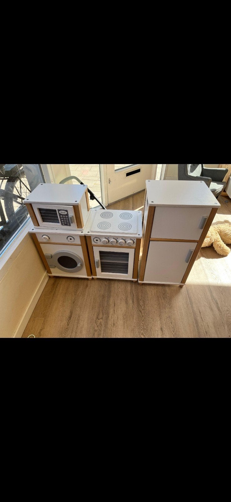 Houten speelleuken, Ophalen