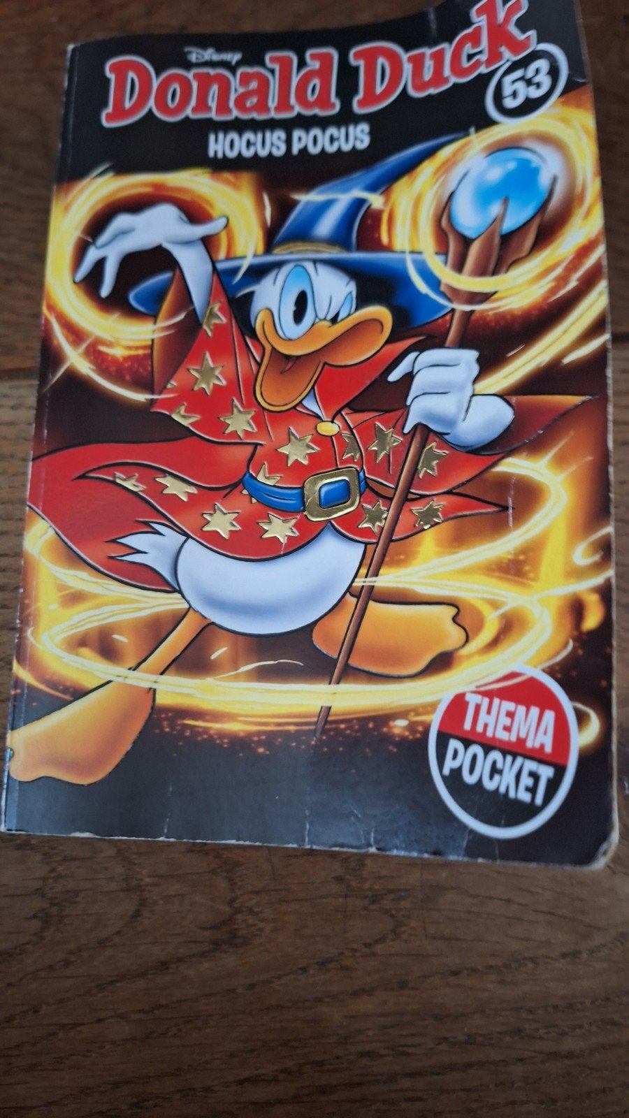 Donald Duck Themapocket 53: Hocus Pocus, Eén stripboek, Ophalen of Verzenden, Gelezen, Walt Disney Company