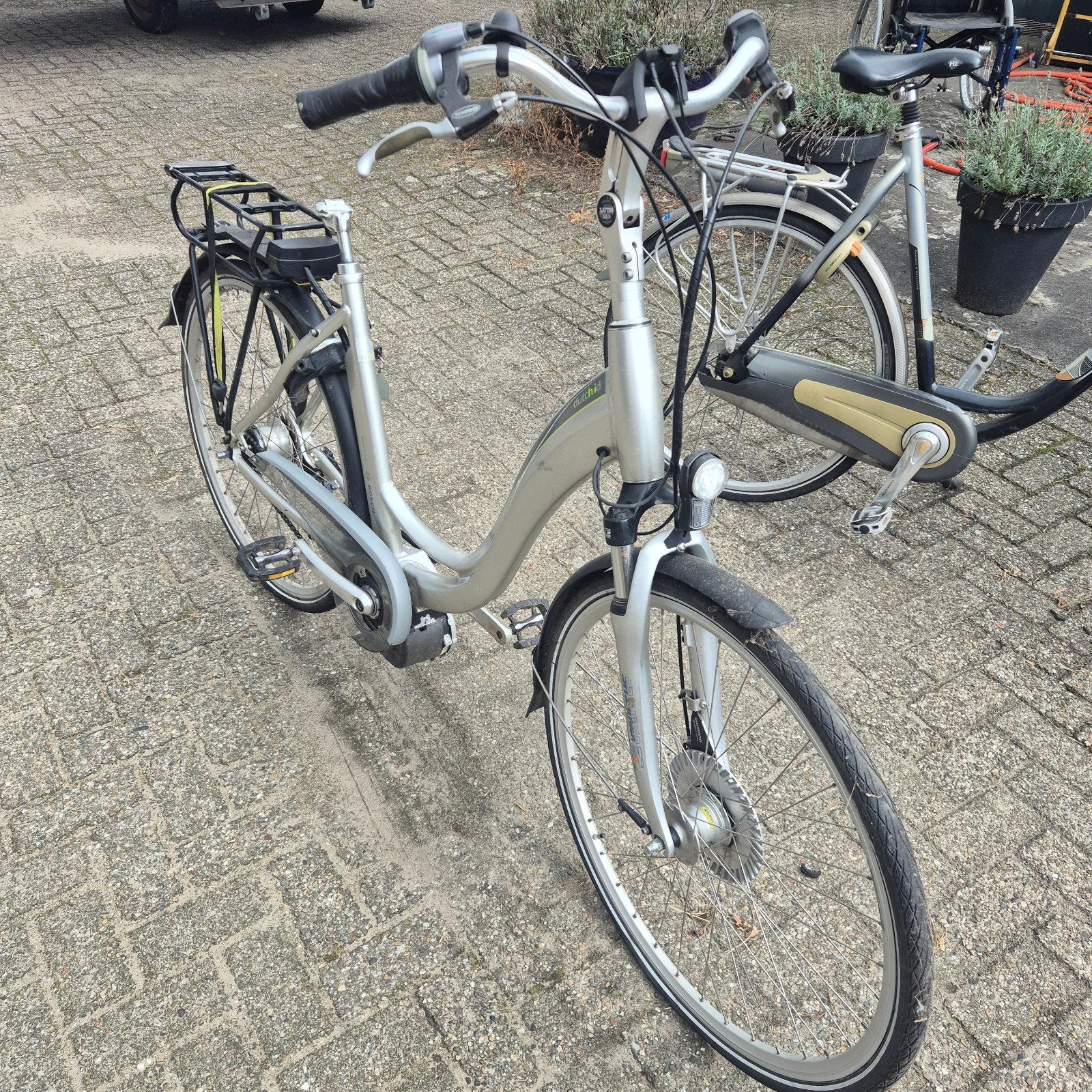 Dutch ID E-bike met Bosch motor, Fietsen en Brommers, Ophalen, Gebruikt, Overige merken