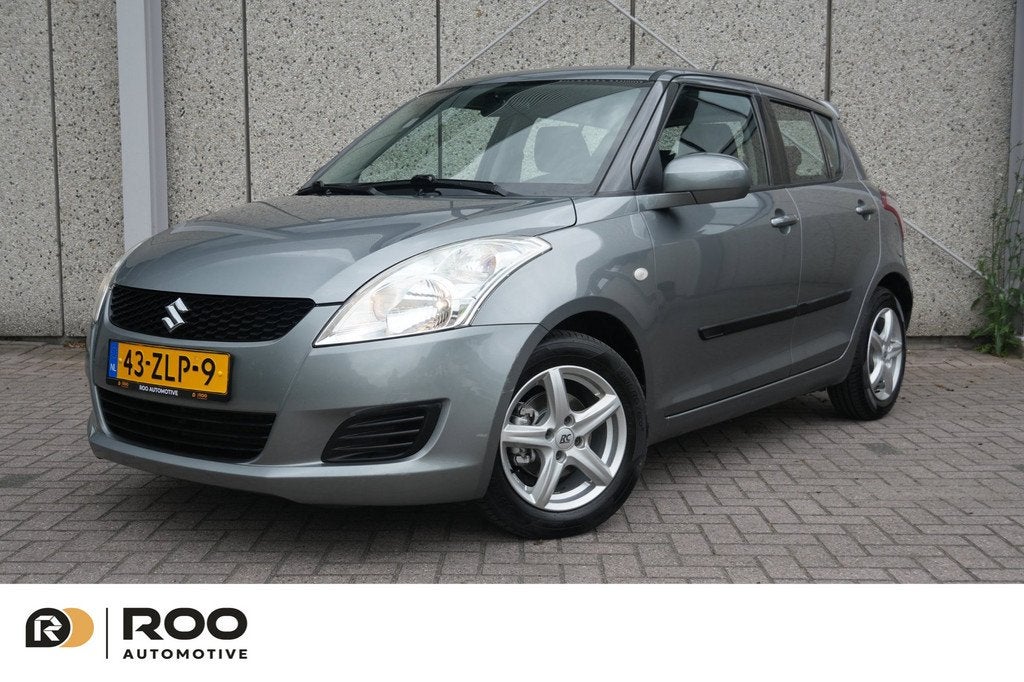 Suzuki Swift 1.2 Bandit EASSS Nieuwe versnellingsbak+koppl.!, Auto's, Voorwielaandrijving, Gebruikt, 4 cilinders, Stoelverwarming