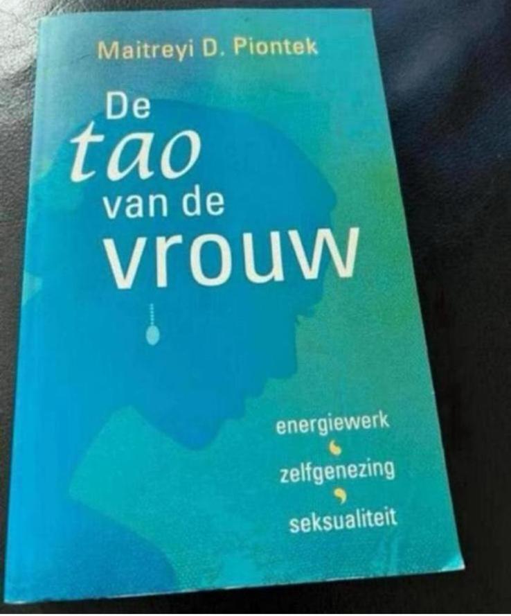 De tao van de vrouw, Boeken, Ophalen of Verzenden, Zo goed als nieuw, Spiritualiteit algemeen, Overige typen