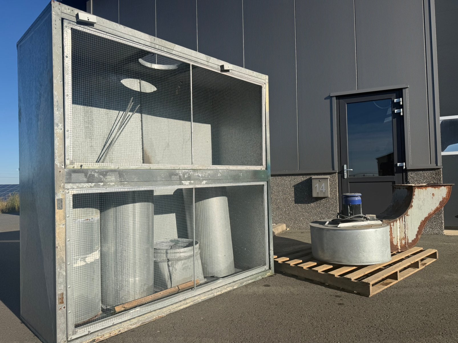Spuitcabine afzuig systeem met cycloon ventilator