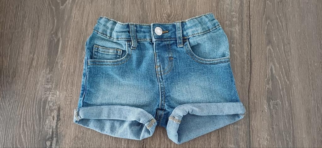 Z.g.a.n korte broek maat 92 van de wibra, Broek, Meisje, Ophalen of Verzenden, Zo goed als nieuw