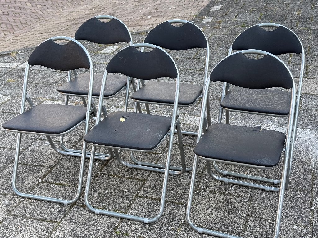 Gratis af te halen: 6 klapstoelen, Huis en Inrichting, Ophalen, Gebruikt, Zwart, Metaal