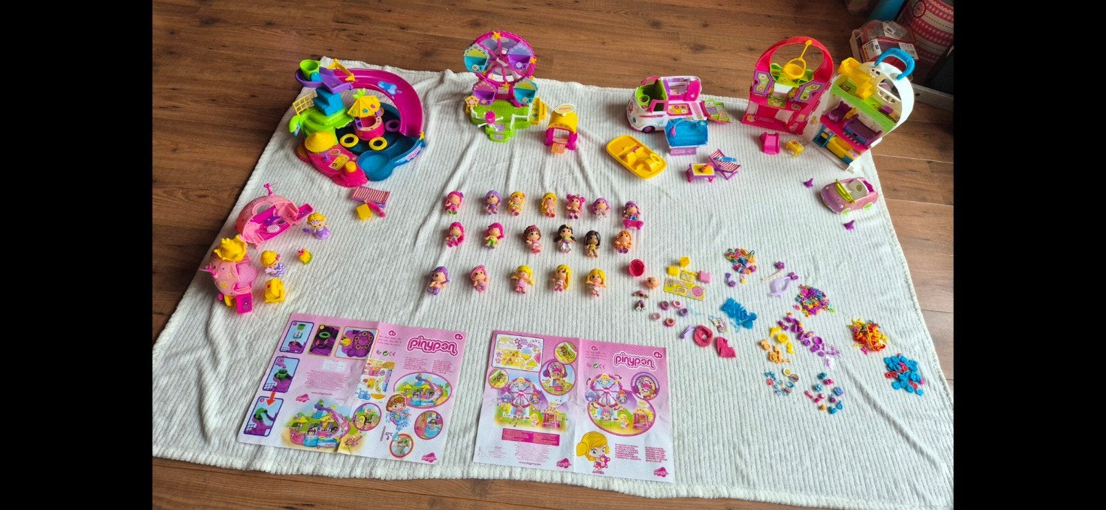 Grote Pinypon set: waterpark, kermis, huis, koets, camper, Ophalen of Verzenden, Zo goed als nieuw, Overige typen