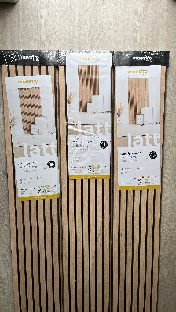 Maestro Latt lattenwand - Pepper Oak, Doe-het-zelf en Verbouw, Hout en Planken, Nieuw, Plank, Overige houtsoorten, 250 tot 300 cm